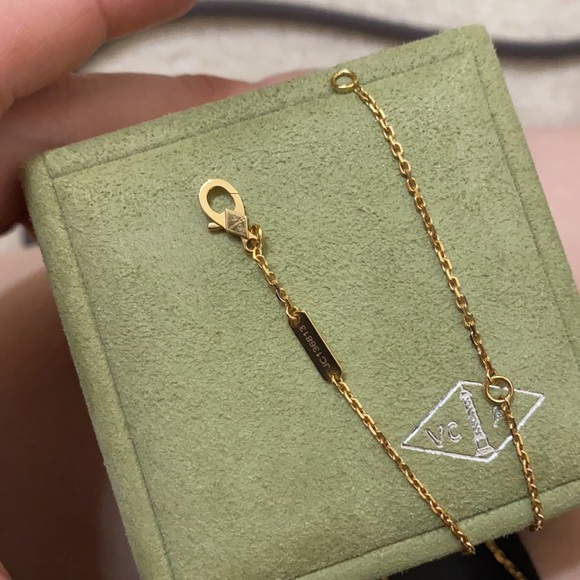 (SOLD) Van Cleef & Arpels Vintage Alhambra Pendant Rose Gold Necklace - Picture 10 of 14